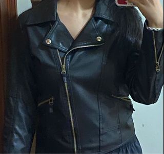 (Category: ) located in . Submitted by ajcash (Listing ID 1127618956, Image 1). Description: .