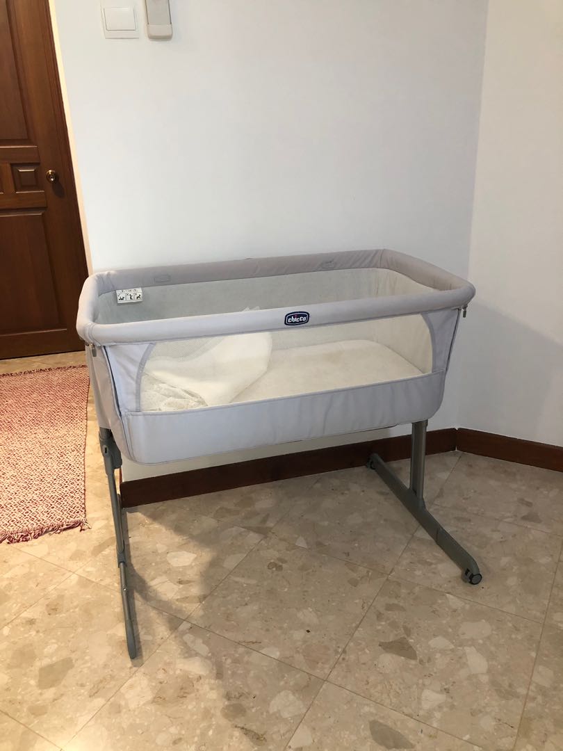 Chicco next 2 me co sleeper baby cot, Babies & Kids, Baby Nursery