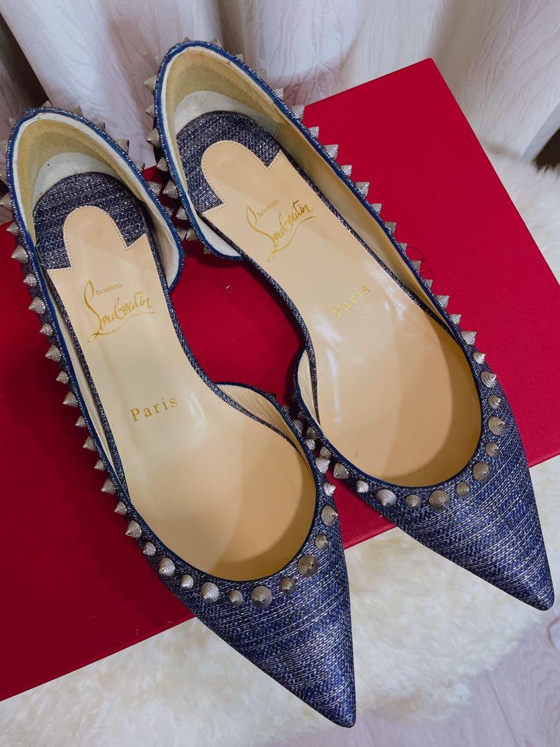 Christian discount louboutin flats