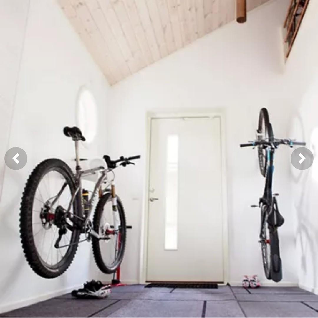 cycloc solo wall mounted bike holder