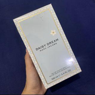 Daisy Dream Marc Jacobs Perfume