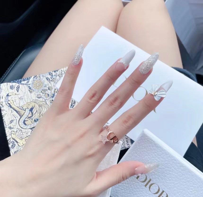 Petit store cd ring