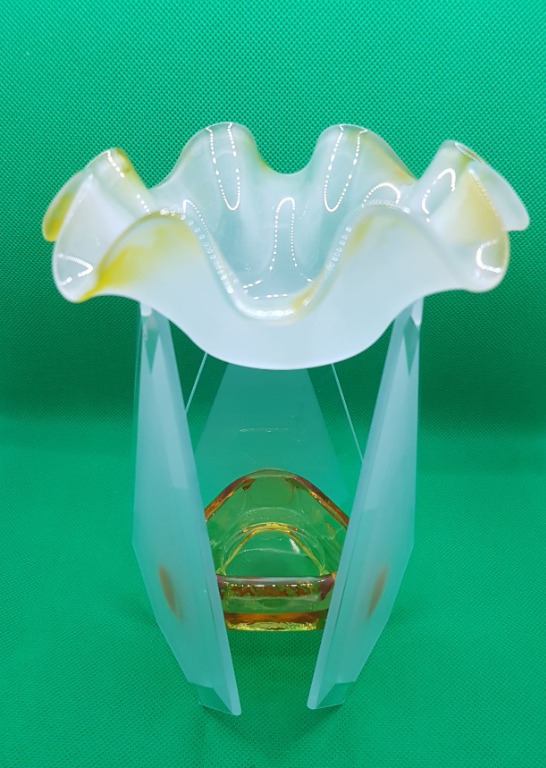 Essential Oil Burner Glass Stand, Furniture & Home Living, Home