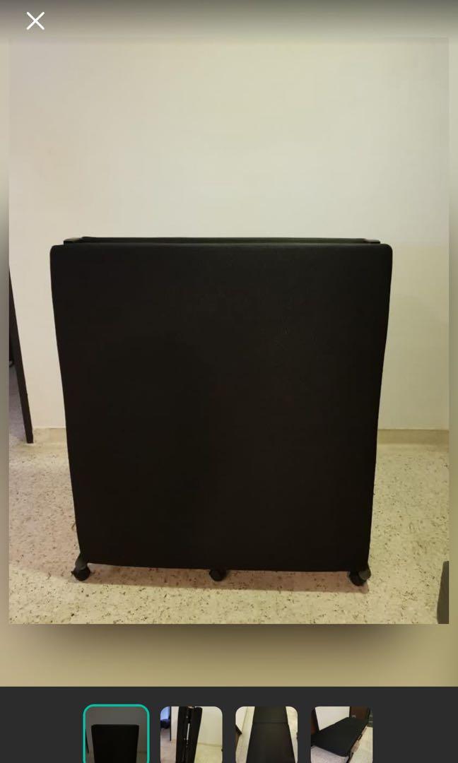 Foldable Bed (Category: Bed Frames & Mattresses) located in Singapore. Submitted by tm619 (Listing ID 1127677150, Image 2). Description: .