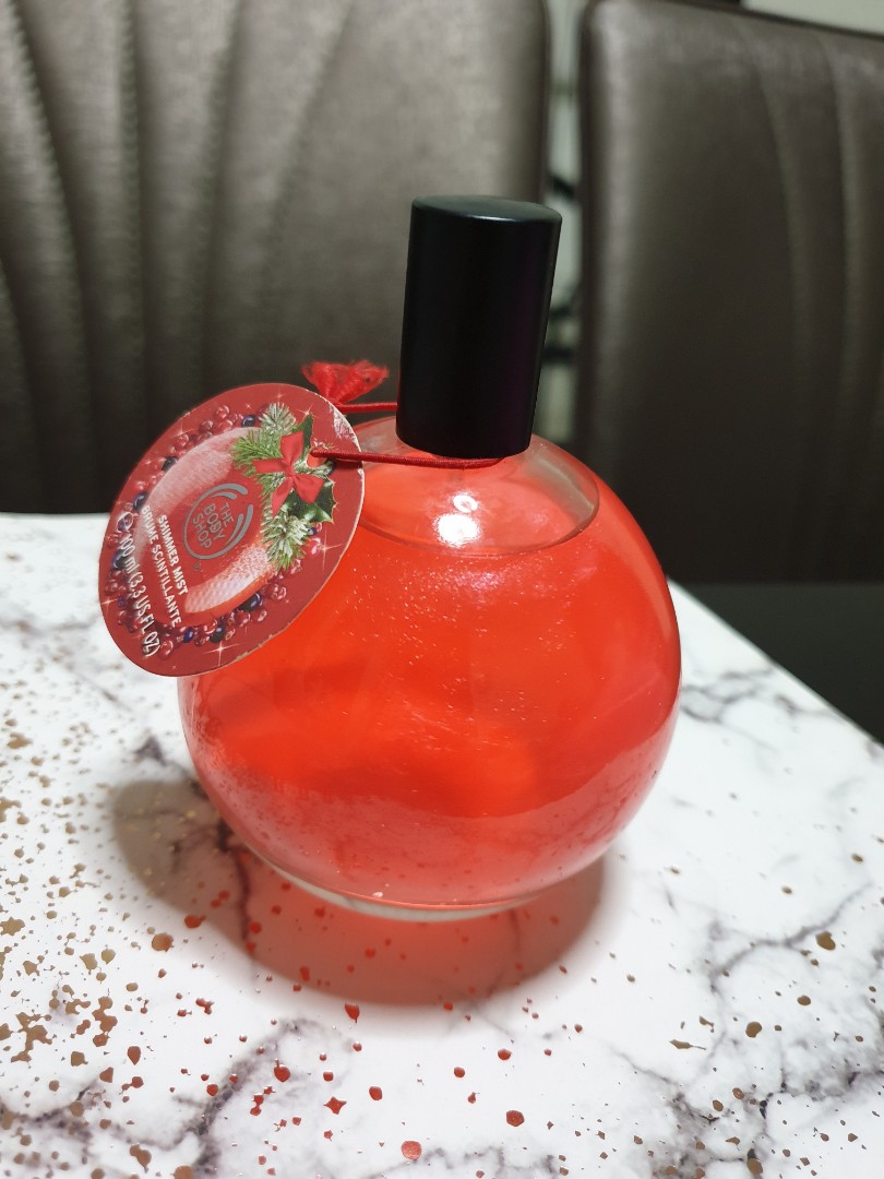 Festive berry deals shimmer mist
