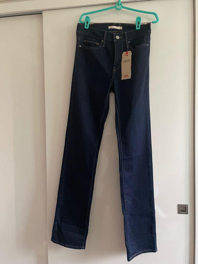 Levi's Slimming straight jeans, Women's Fashion, Bottoms, Jeans & Leggings  on Carousell