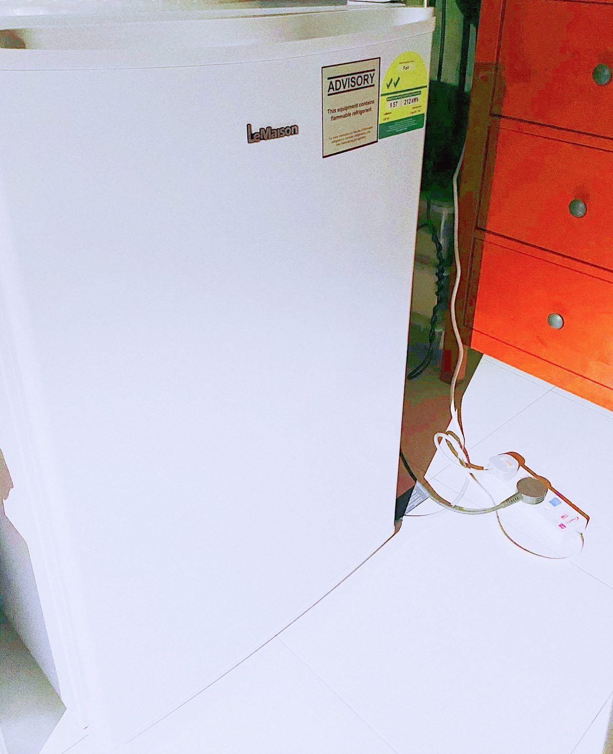 Like New Le Maison 123L Bar Fridge Refrigerator Small Quiet