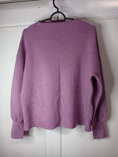 (Category: ) located in . Submitted by bella.closet (Listing ID 1127531135, Image 1). Description: .