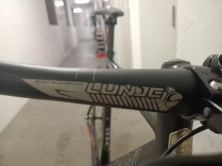 LONG BAR