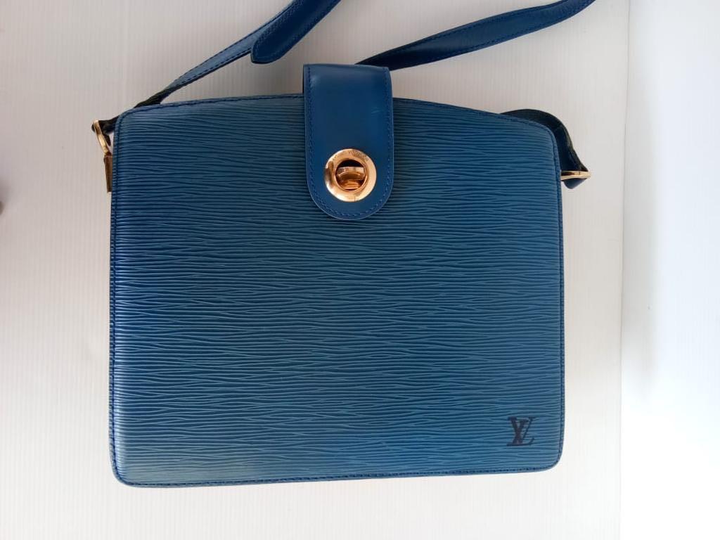 louis vuitton epi capucine blue 100% authentic, Barang Mewah, Tas \u0026 Dompet  di Carousell