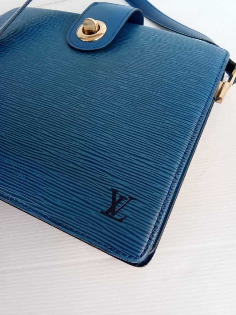 louis vuitton epi capucine blue 100% authentic, Barang Mewah, Tas \u0026 Dompet  di Carousell