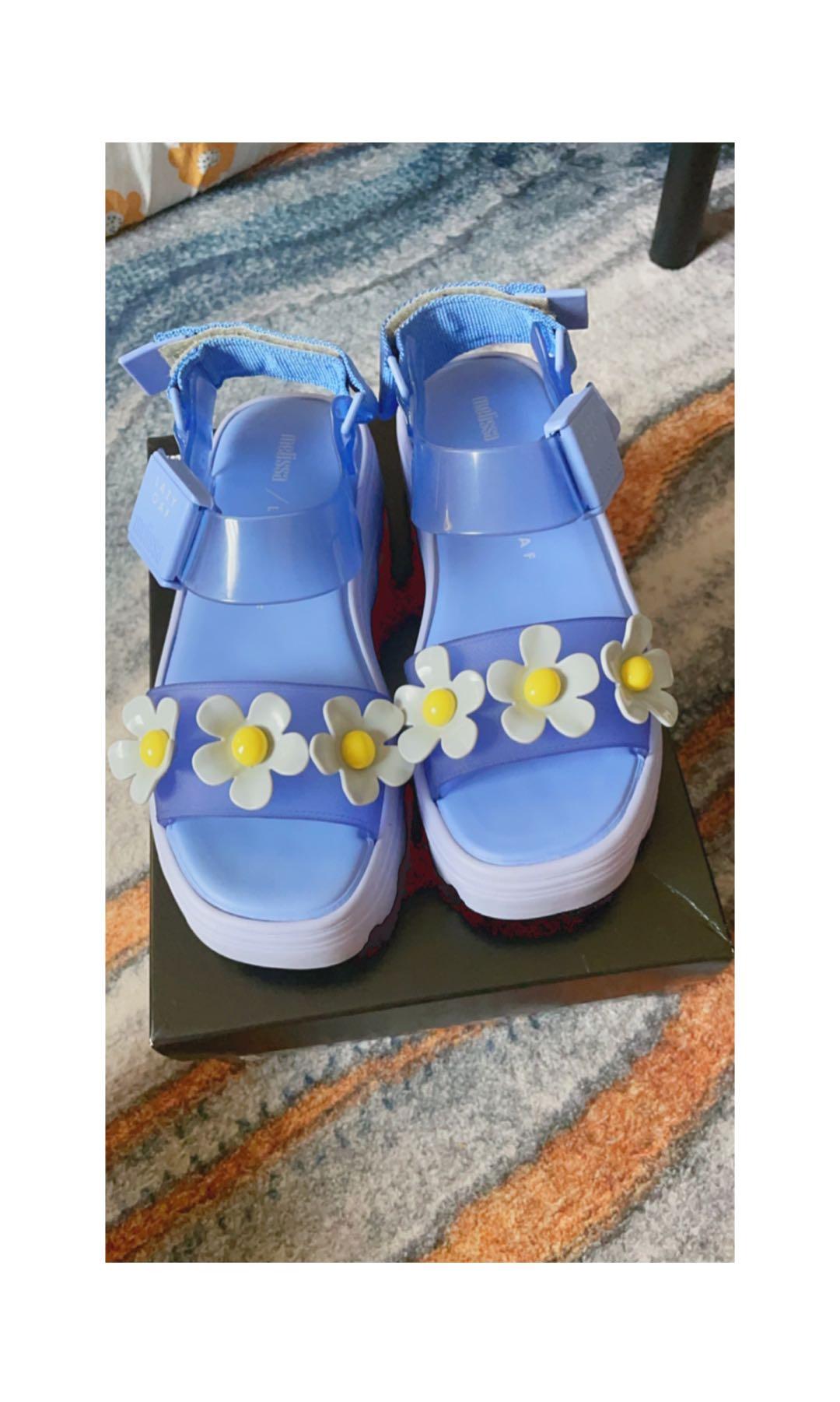 Melissa x lo sales blue kick off sandal