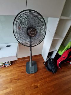 (Category: ) located in . Submitted by fen72d (Listing ID 1127539427, Image 1). Description: .