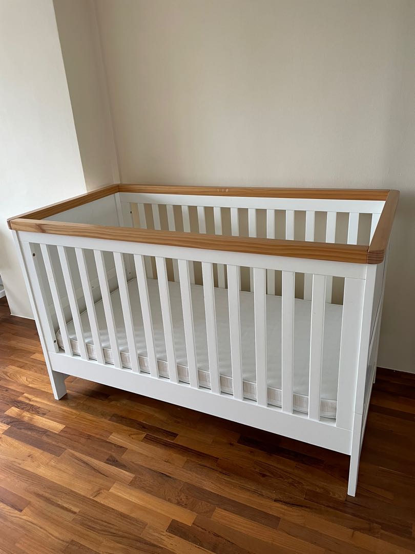 Mothercare Baby Cot, Babies & Kids, Baby Nursery & Kids Furniture, Cots