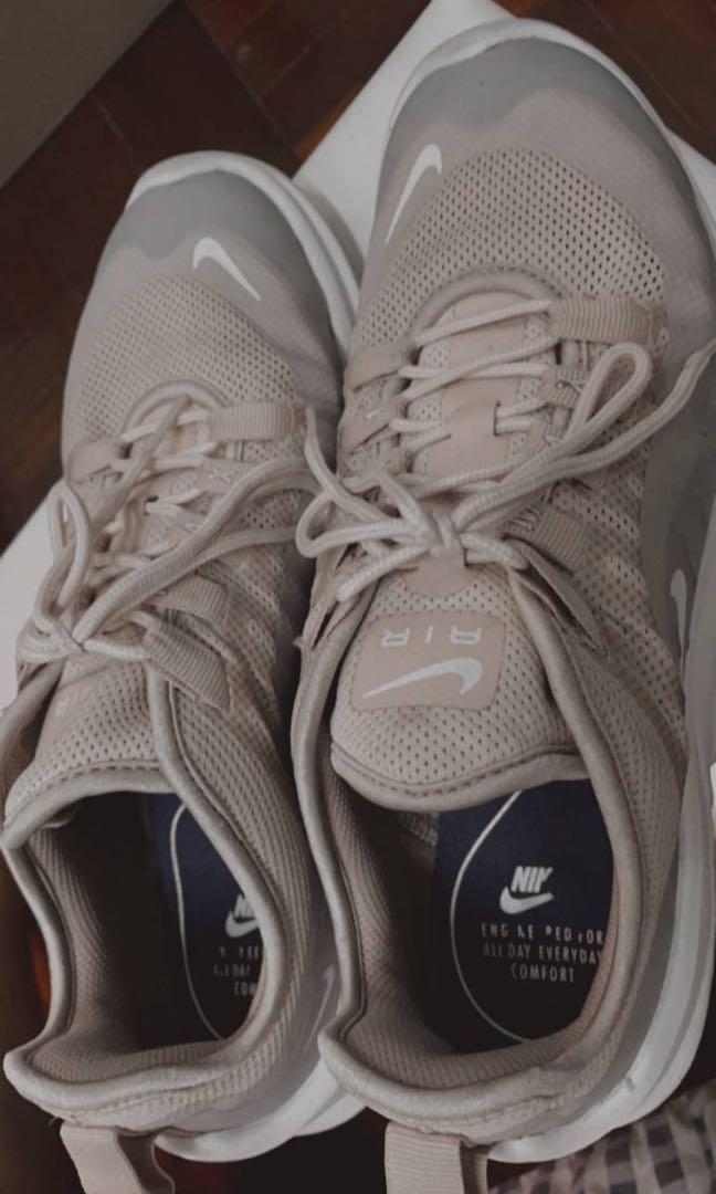 Nike air max deals axis pale pink