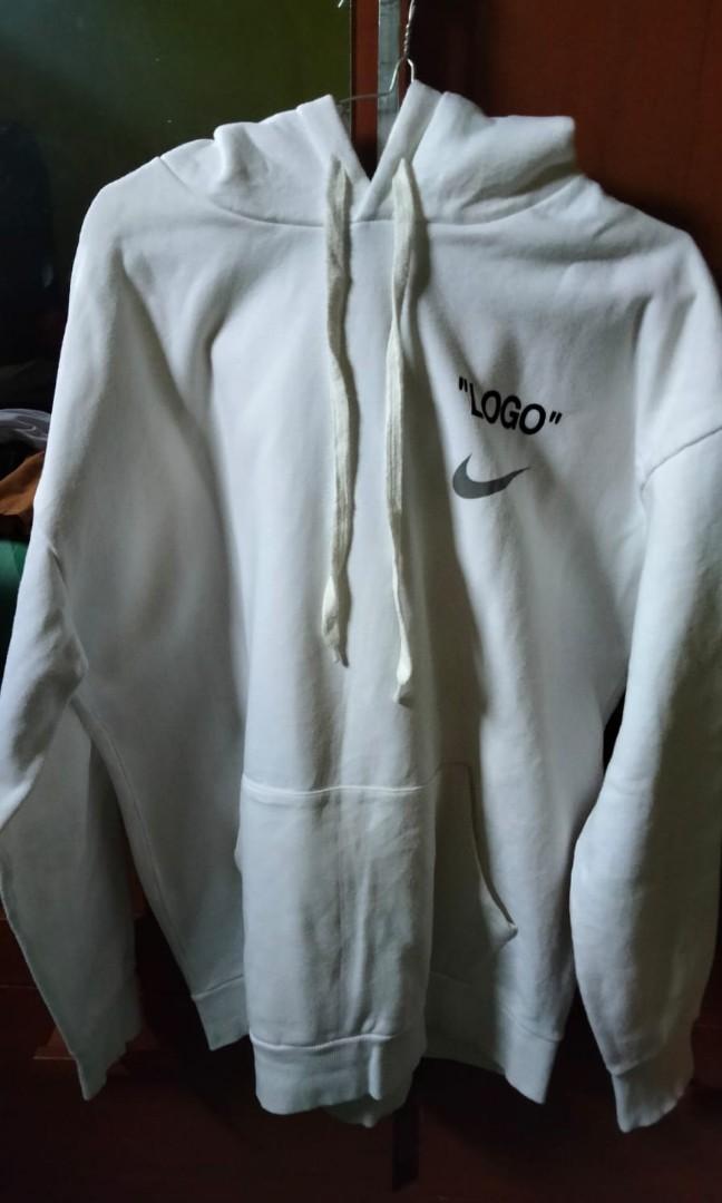 nike unisex vintage logo fleece in off white