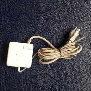 Original APPLE MagSafe 60 Watt charger