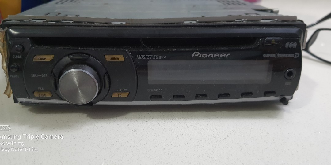 Pioneer DEH1050E CD Player Radio, Auto Accessories on Carousell