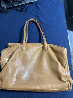 (Category: ) located in . Submitted by yangzijundeb (Listing ID 1127687332, Image 1). Description: .