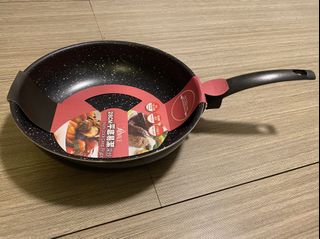 （分類：）位於 。 由 ballbbb 提交（商品編號 1127715117，圖片 1）。簡介： 。