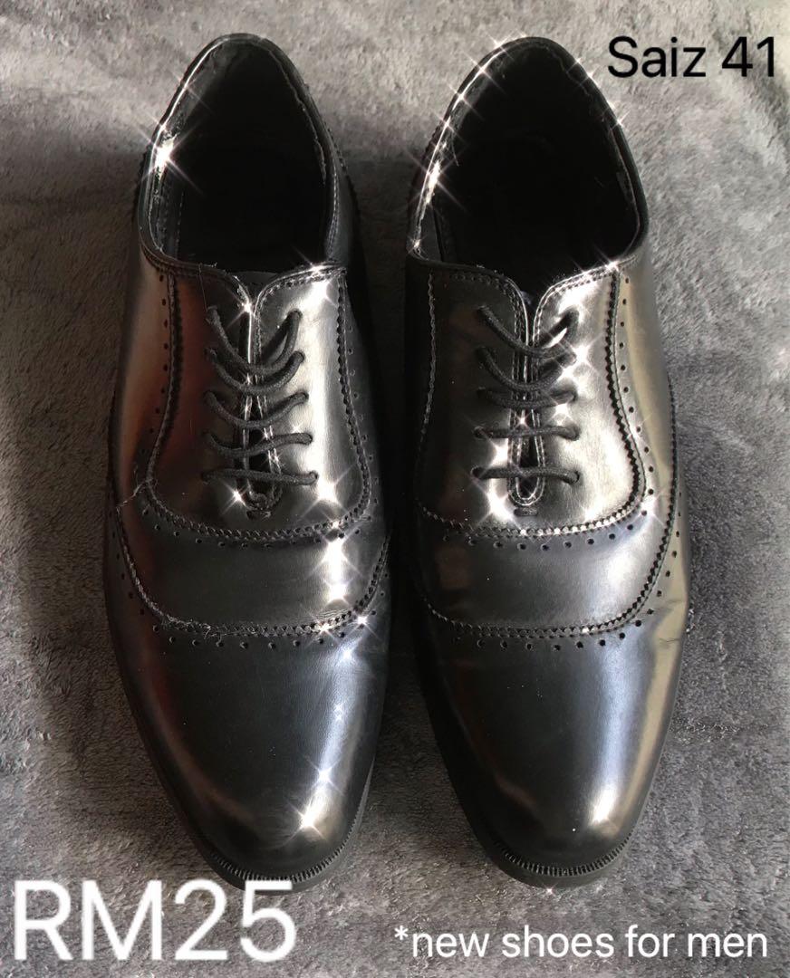 Size 41 San Frissco Men's Formal Shoe 