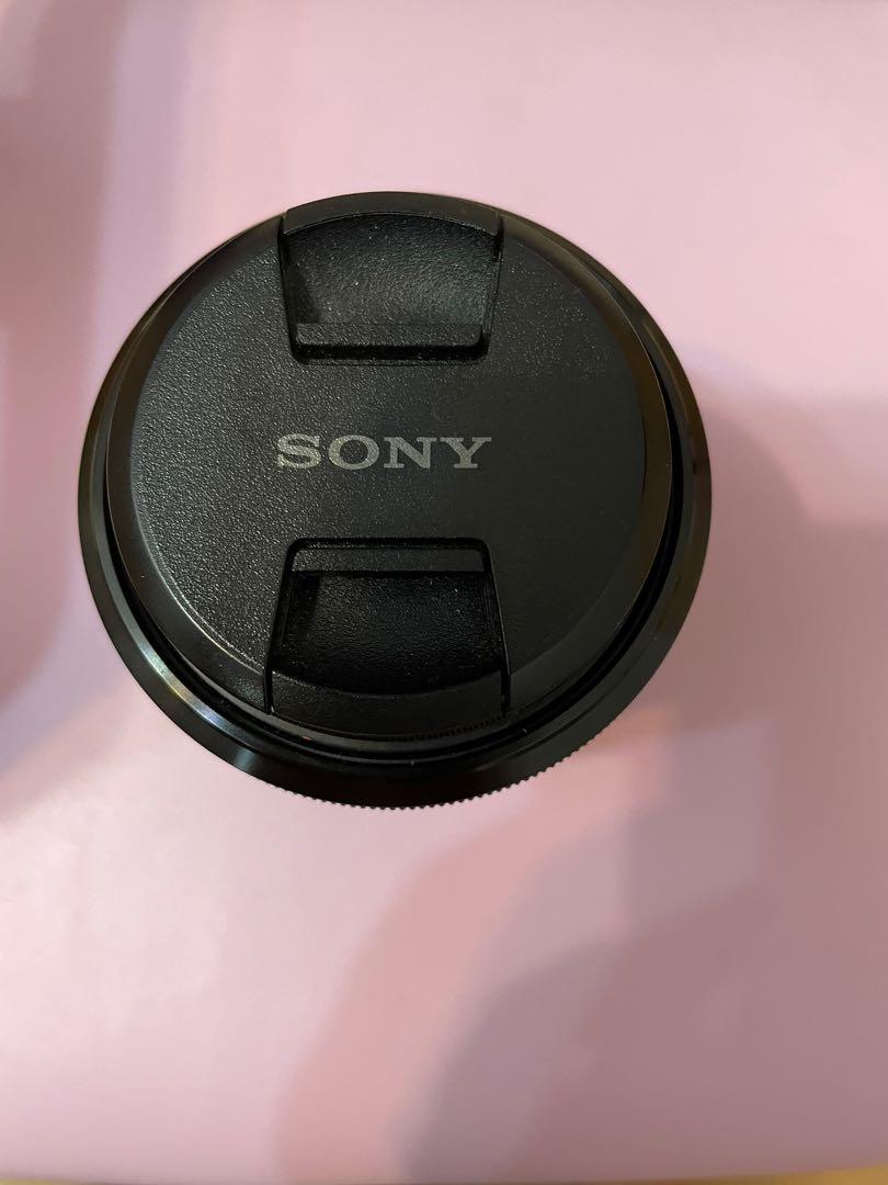 Sony FE3.5-5.6 / 28-70 Full Frame, 攝影器材, 鏡頭及裝備- Carousell
