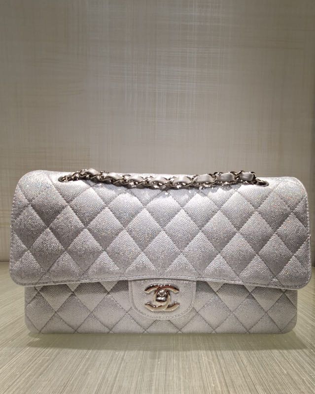 Extremely Rare Chanel Caviar Medium Paris Flap Bag – SFN