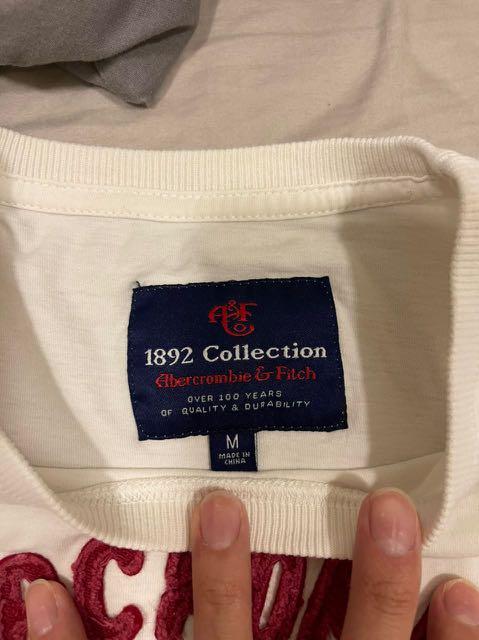 Tee (Category: Tshirts & Polo Shirts) located in Kuala Lumpur. Submitted by eunicers (Listing ID 1127537297, Image 3). Description: - Condition 9/10 - Size M .
