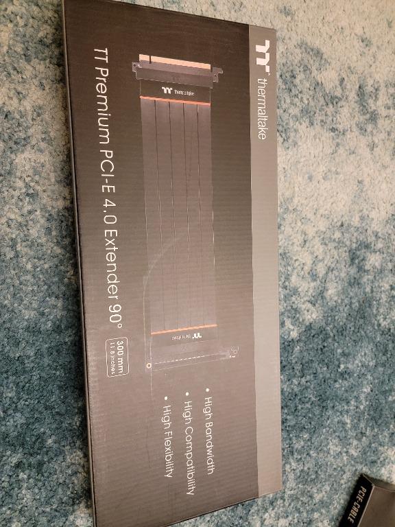 Thermaltake TT Premium PCI-E 4.0 High Speed Flexible Extender Riser Cable  300mm with 90 Degree Adapter AC-058-CO1OTN-C2, 電腦＆科技, 電腦周邊及配件, 其他- Carousell