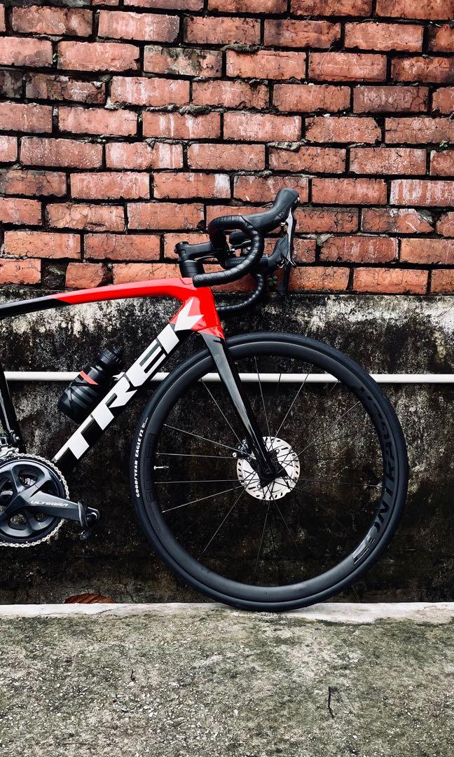 TREK EMONDA SL6 PRO Sports Equipment Bicycles Parts Bicycles