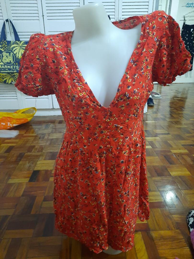 WILD FABLE FLORAL SEMI PUFF SHORT 