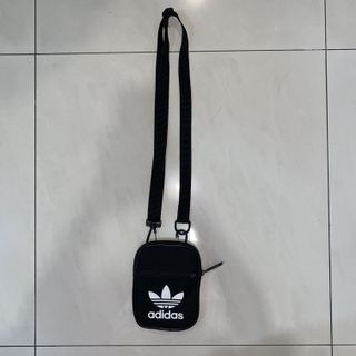 (Category: ) located in . Submitted by gamgampreloved (Listing ID 1127858955, Image 1). Description: .