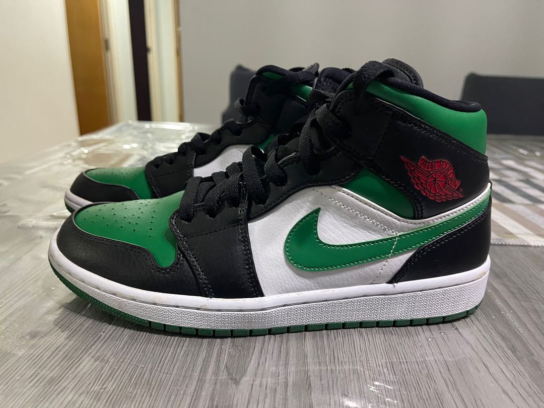 aj1 mid green toe