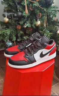 (Category: ) located in . Submitted by sneaker_passion (Listing ID 1127787789, Image 1). Description: .