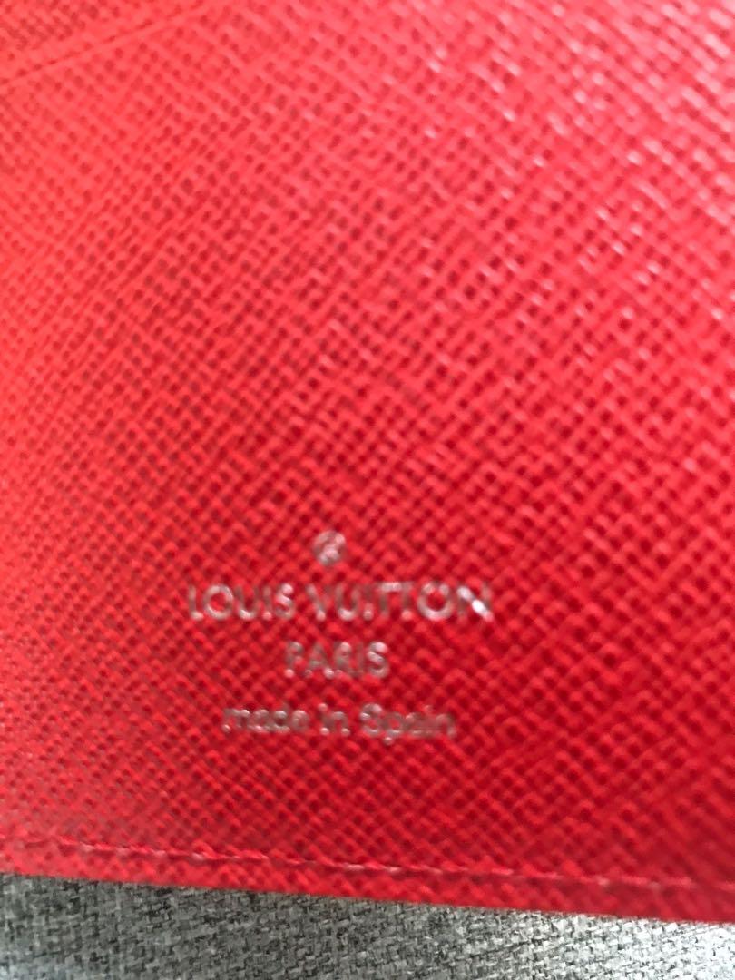 Louis Vuitton x Supreme Brazza Wallet 🔴🔥#wearemajor #majorsneakerstore  #majorsneakerstore #supreme #supremexlv #supremexlouisvuitton…