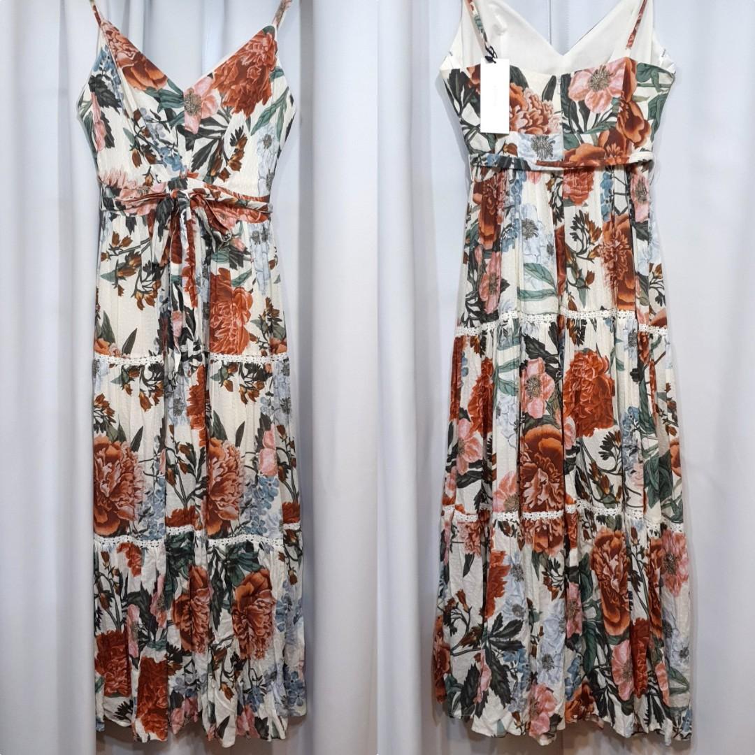 BNWT Sheike Penelope Floral Maxi Dress Women s Fashion Dresses