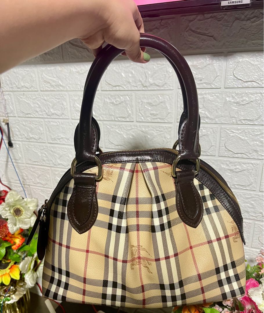 Burberry Alma design with Etiketa, Luxury, Bags & Wallets on Carousell