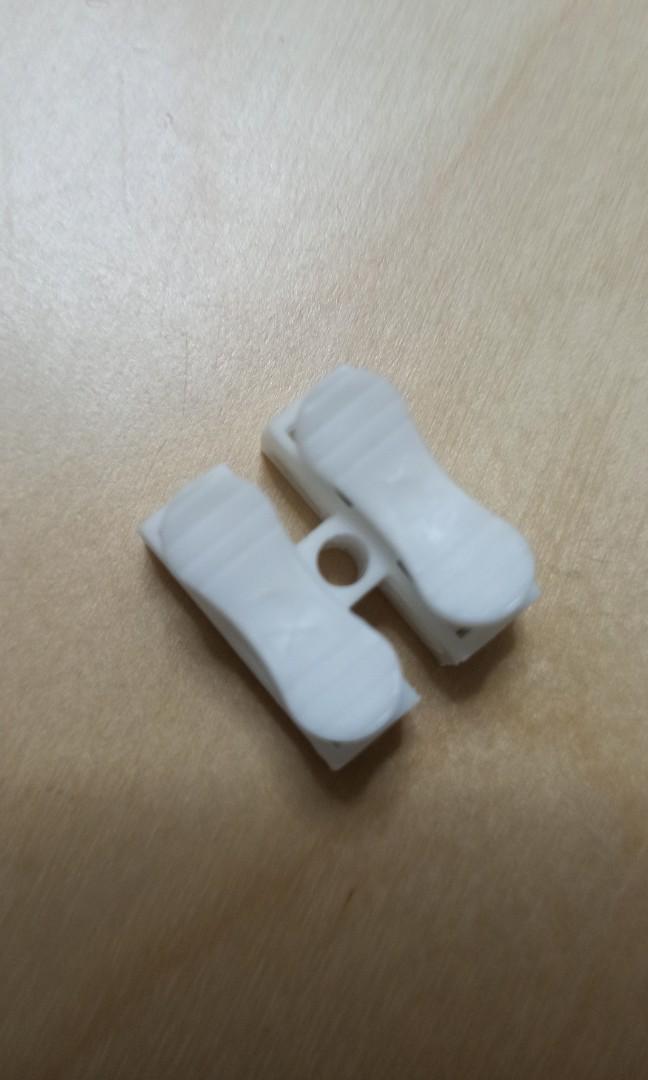 Electric cable Socket (Category: Electrical, Adaptors & Sockets) located in Singapore. Submitted by hengten (Listing ID 1127744166, Image 6). Description: 1 package $5 (50pcs) 3 package only take all together $10.