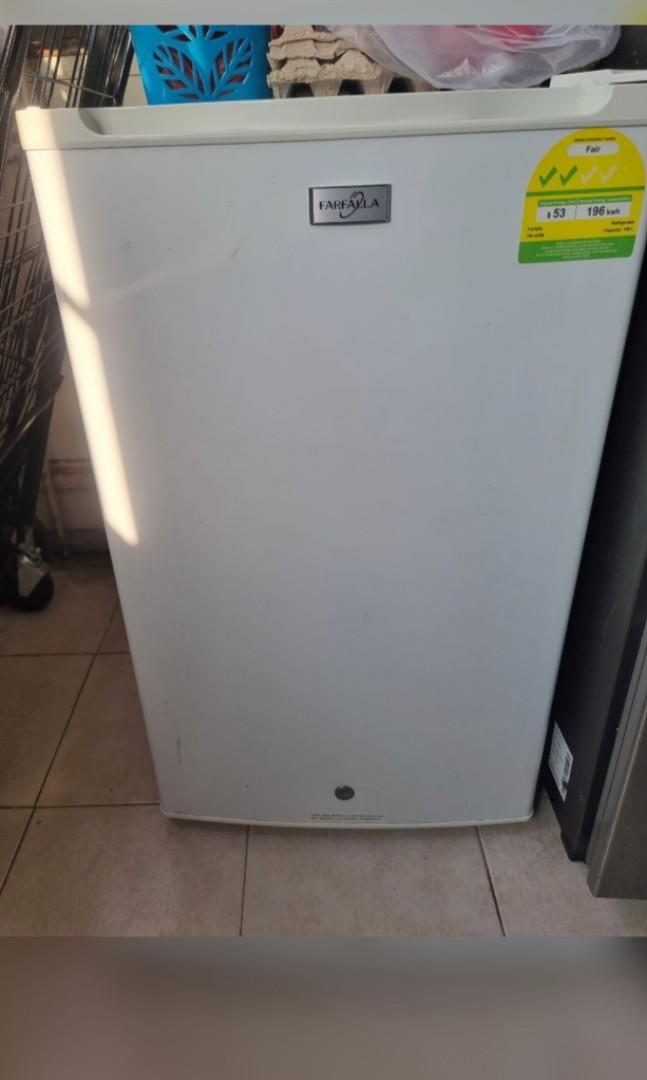 FARFALLA UPRIGHT FREEZER MOVING HOUSE SALE TV Home Appliances