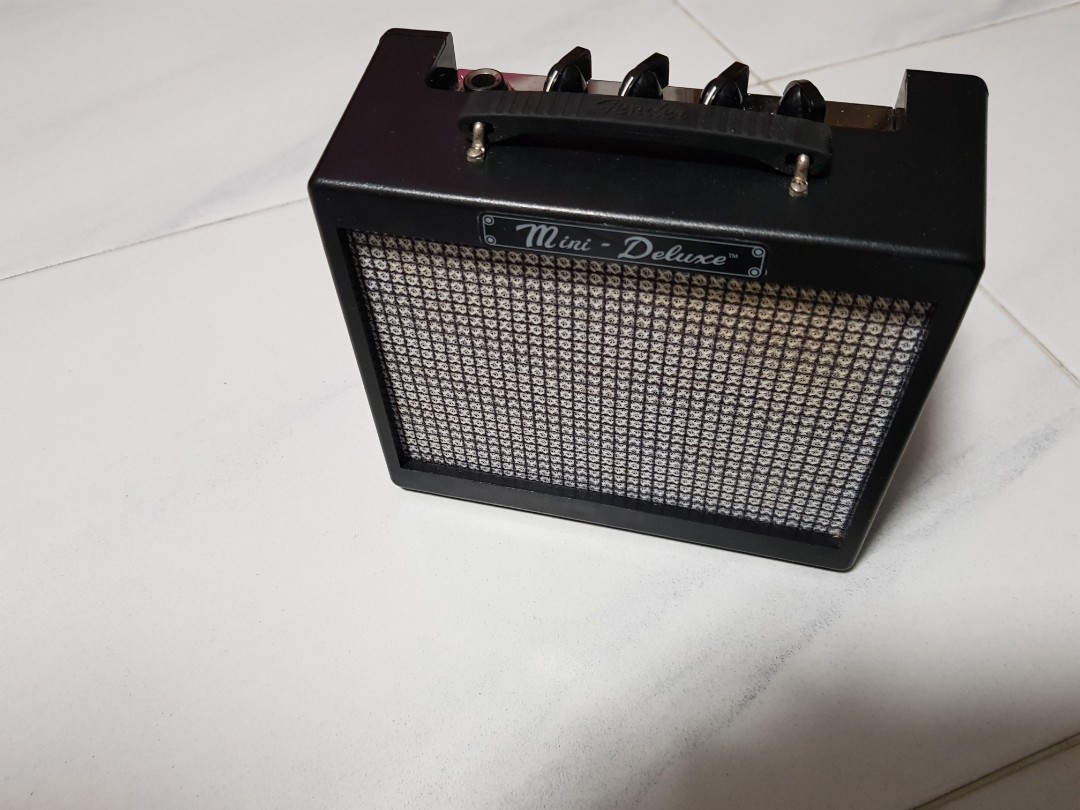 Fender Mini Deluxe Electric Guitar Amp MD 20 Audio Soundbars