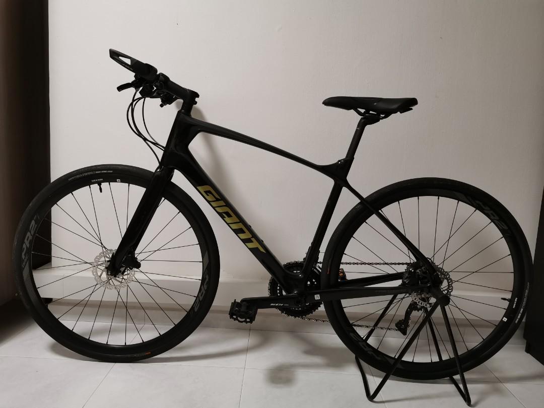 GIANT FASTROAD ADVANCED 1 HYBRID BIKE 