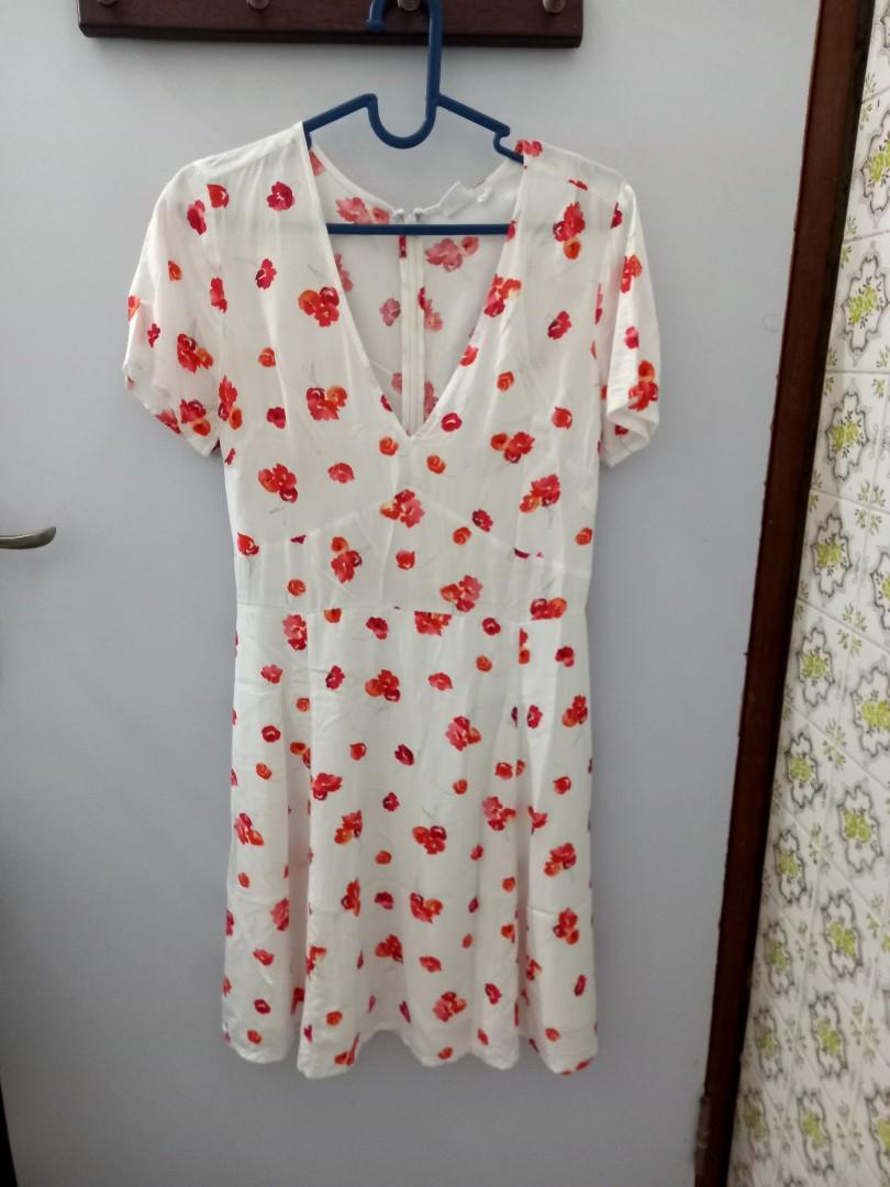 Gap floral dress, Fesyen Wanita 
