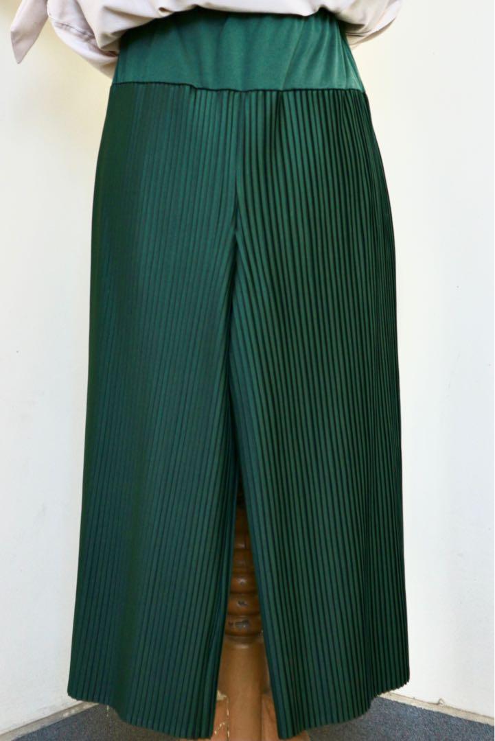 Green Pleated Pants, Fesyen Wanita 