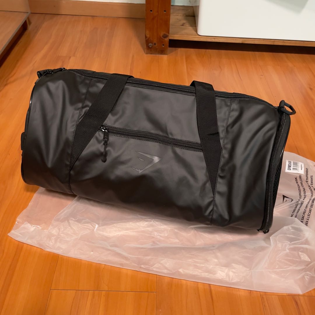 Gymshark barrel best sale bag