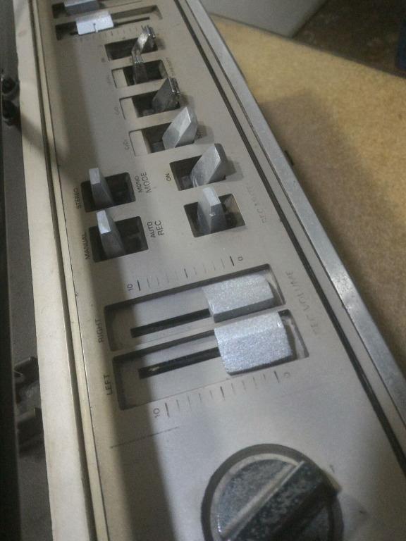 hitachie big boombox (Category: Portable Music Players) located in Quezon City. Submitted by alvicph (Listing ID 1127810090, Image 2). Description: heavily used boombox, no dial indicator, rewind di gumana, mga controls di na stable, cracking sound, may power, tape and radio working, led vu meter dial light working. auxially input tested ok puede sa mp3 at cellphone player, ideally for collectibles, 220V 243 banawe st. cor c3 qc 09338630024, stil