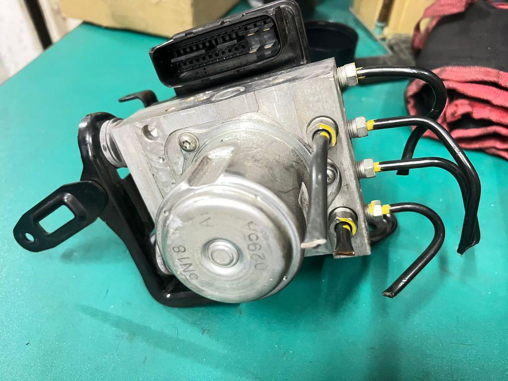Honda Vezel ABS pump, Car Accessories, Car & Services on