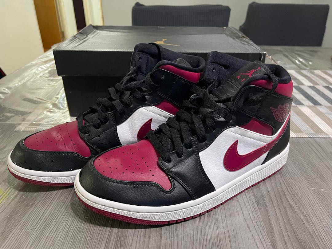 jordan black noble red white