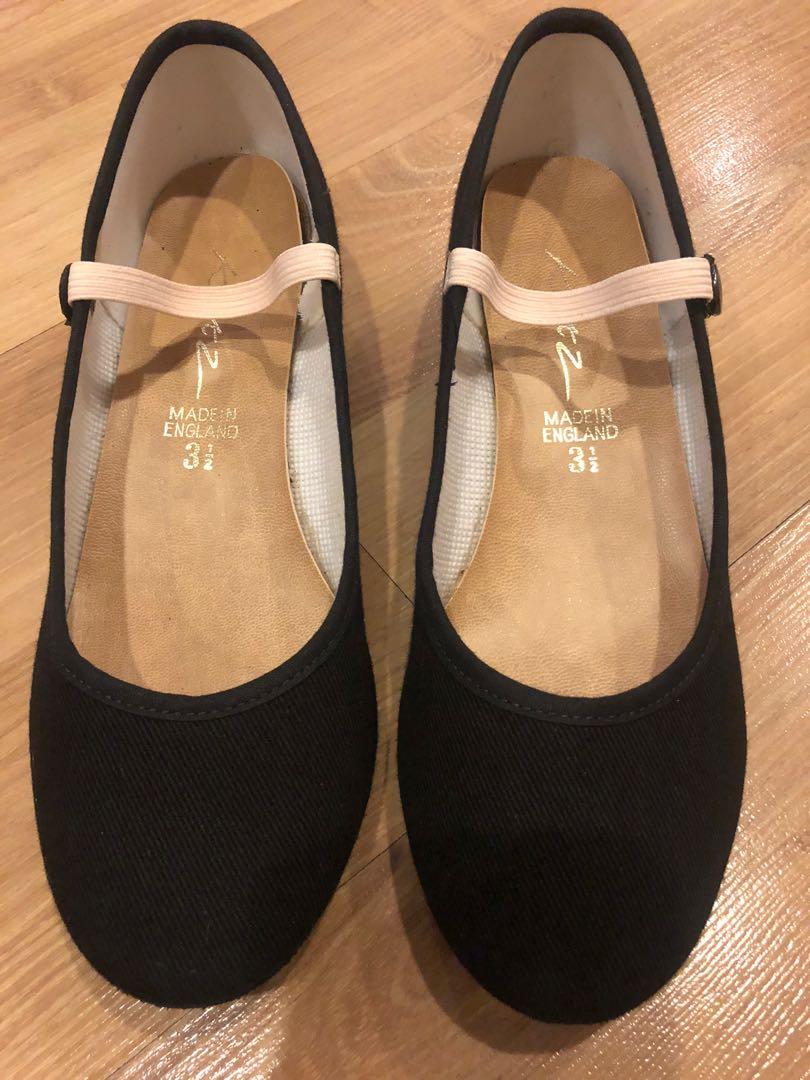 Katz Ballet Character Shoe, Luxury, Sneakers & Footwear on Carousell