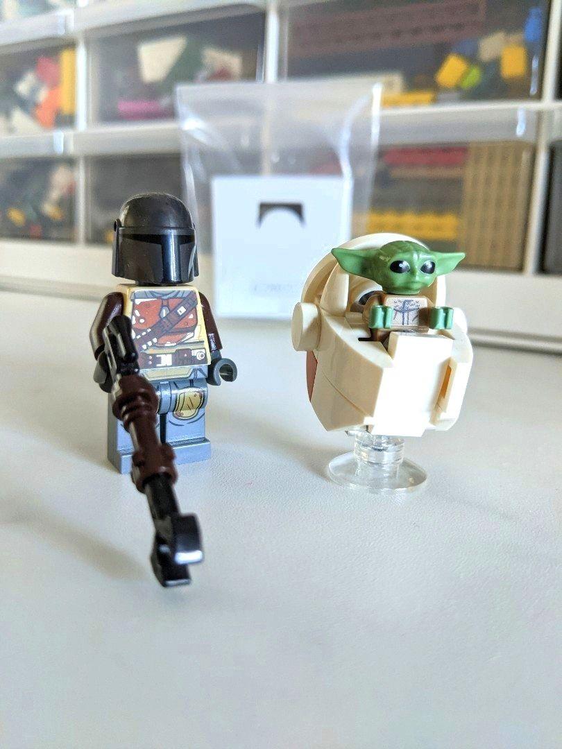 mandalorian lego grogu
