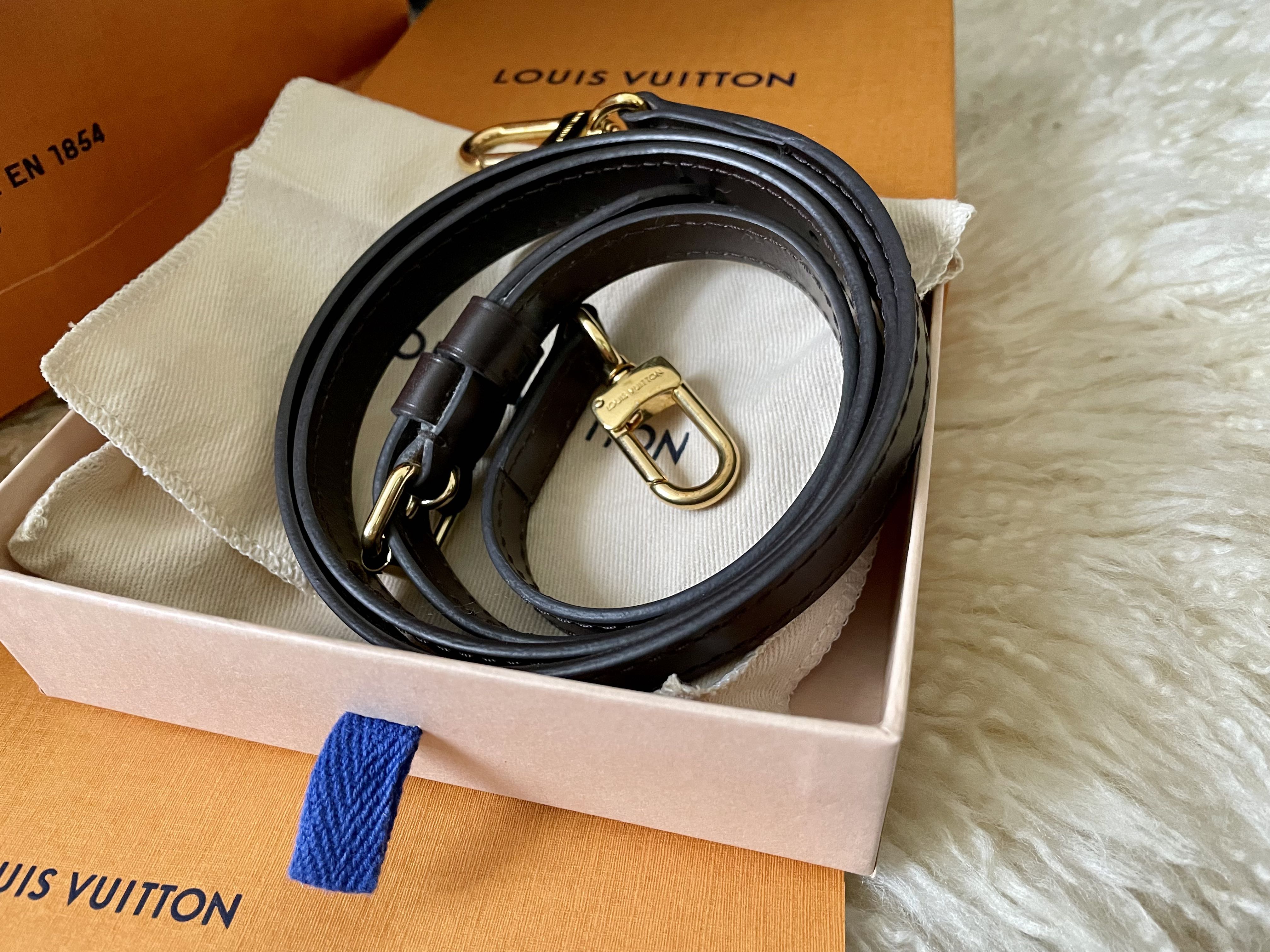 Louis Vuitton Adjustable Shoulder Strap 16 mm Ebene, Brown, One Size